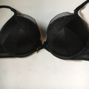 Victoria Secret Black lace Push Up bra