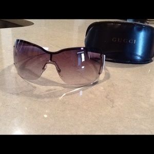 MOVING SALE!! Authentic Gucci Shield Sunglasses