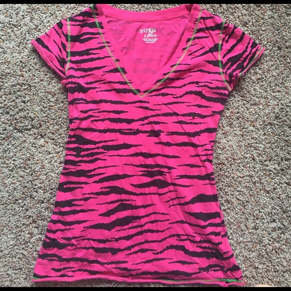 Tops - 🌸HOST PICK🌸 Hot pink/black zebra print T shirt