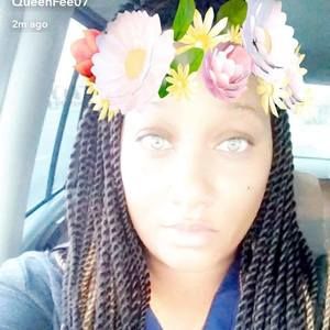 Meet your Posher, Feefee