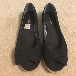 Gently Used American Eagle Canvas Peep Toe-Size 10
