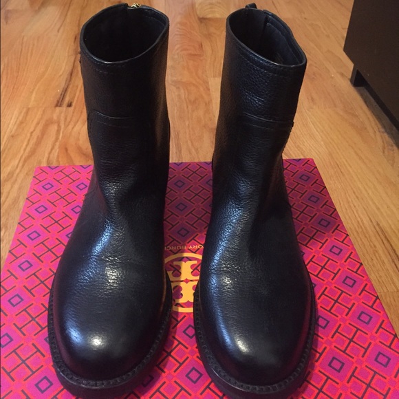 NWT Tory burch Selena leather ankle boots black - Picture 3 of 11