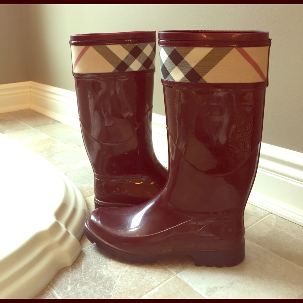 Burberry rain boots
