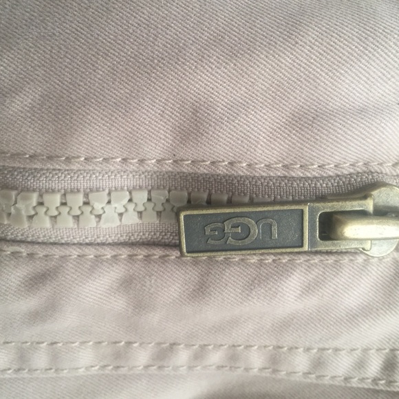 UGG Hooded Jacket  Khaki Large New - Picture 7 of 7