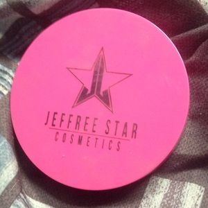 Jeffree Star Dark Horse Highlighter