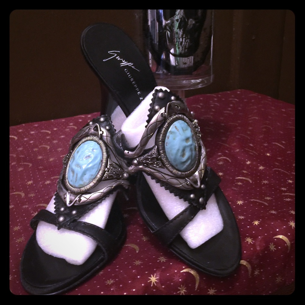 Giuseppe Zanotti slide sandals