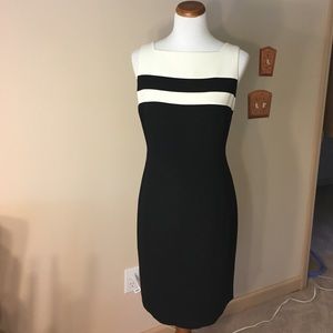 Jones New York Classic B/W sheath dress