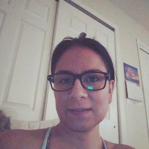 Meet your Posher, Katherine