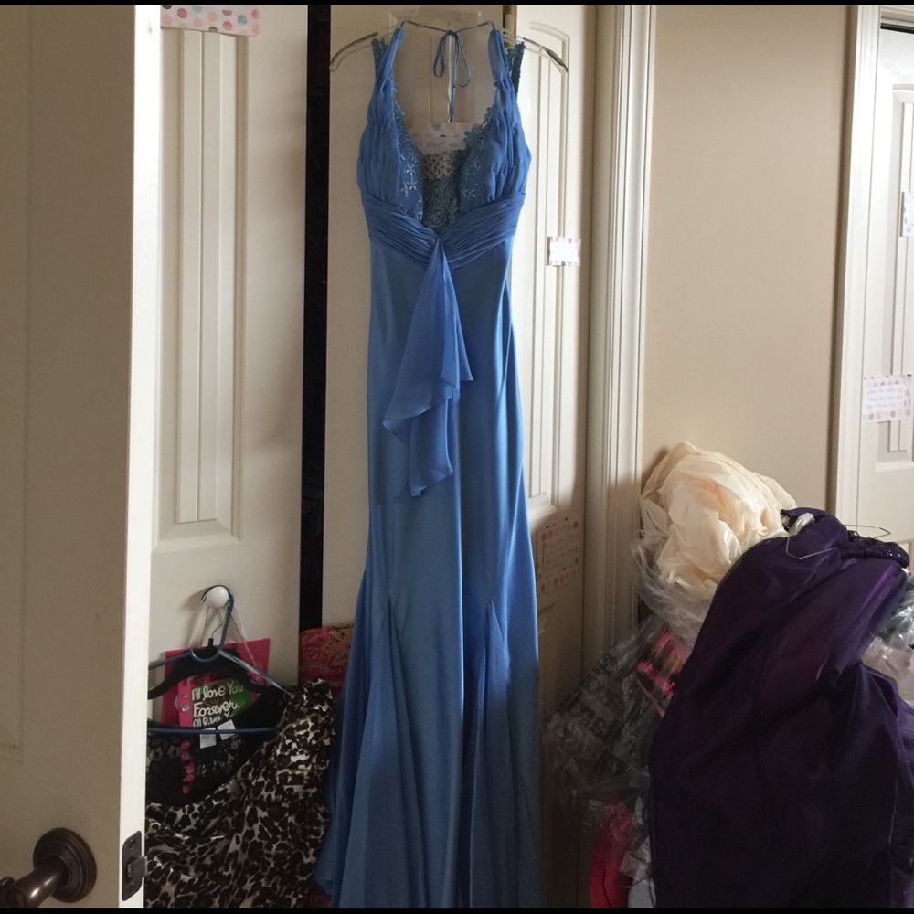 Prom dress. Corset back.