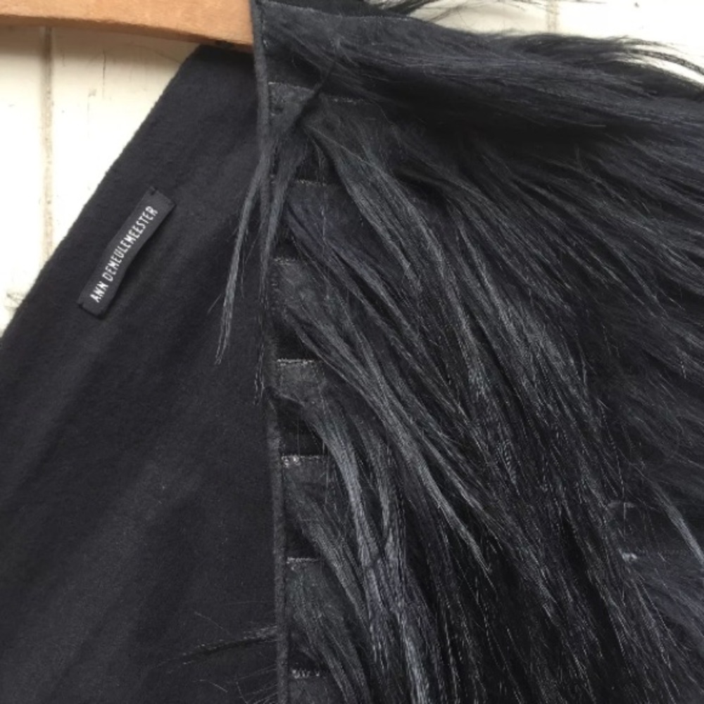 SOLD Ann Demeulemeester rare black goat fur collar - Picture 5 of 8