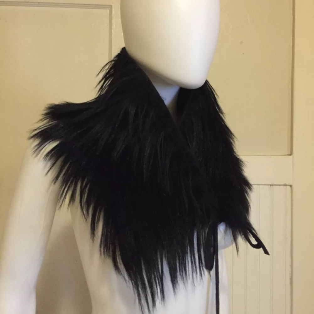 SOLD Ann Demeulemeester rare black goat fur collar - Picture 6 of 8