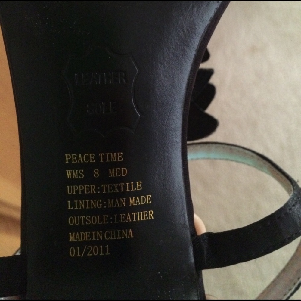 Unlisted sandals - Picture 3 of 3
