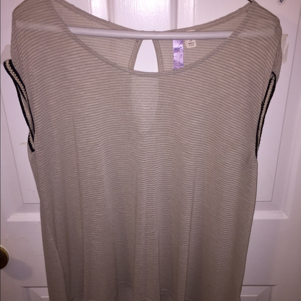 flowy top