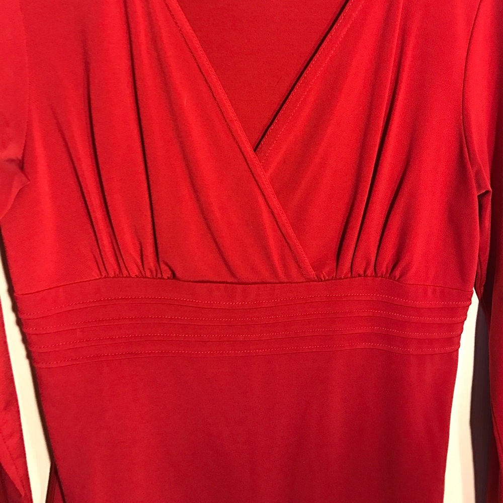 🎈Red Top🎈 - Picture 2 of 4