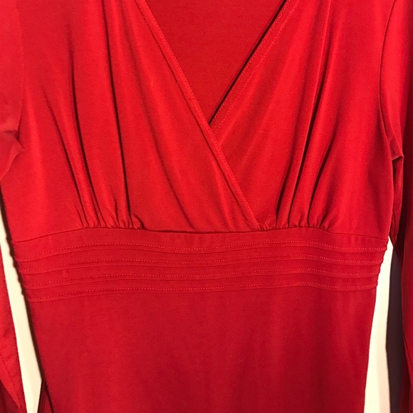 🎈Red Top🎈 - Picture 2 of 4