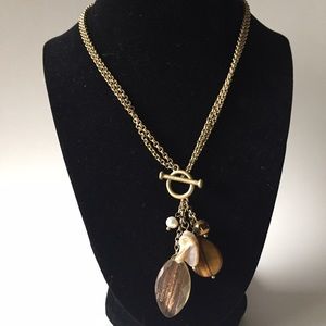 Convertible necklace with natural stones