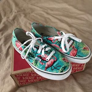 Flamingo Vans