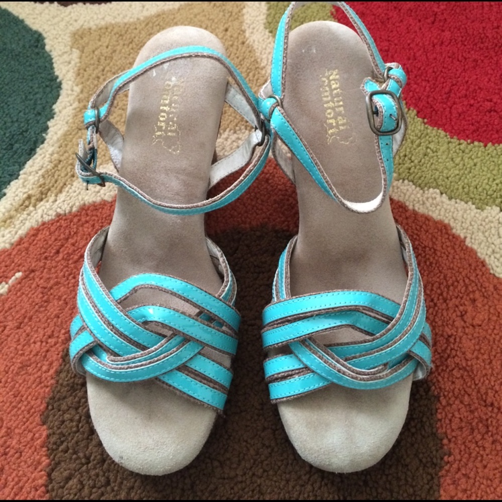 Natural Comfort Wedges