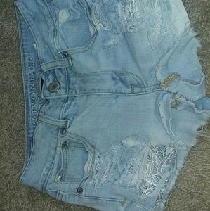 American Eagle cute ripped up shorts