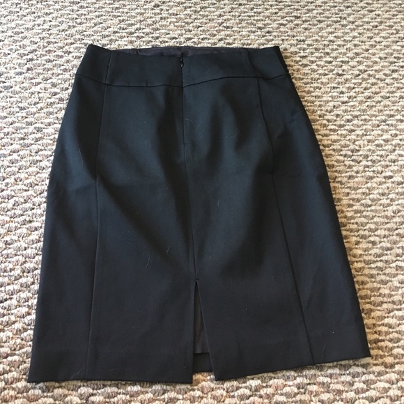 EUC Express Black Pencil Skirt Size 4 - Picture 2 of 4