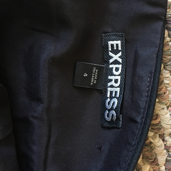 EUC Express Black Pencil Skirt Size 4 - Picture 3 of 4