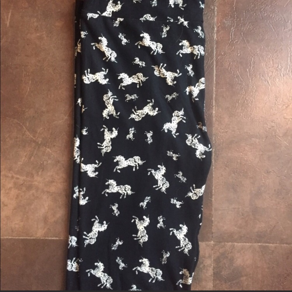 🦄 OS NWT LuLaRoe Actual Unicorn Leggings 🦄