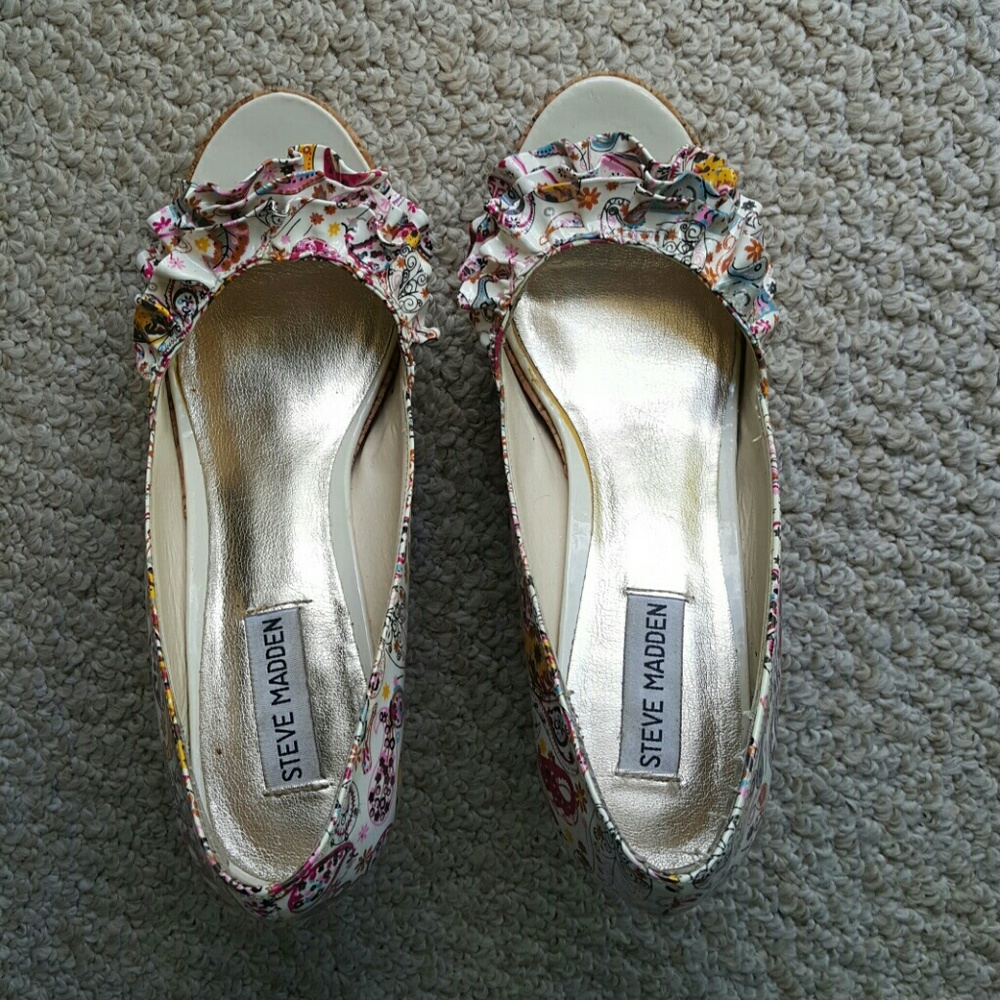 Steve Madden Wedges