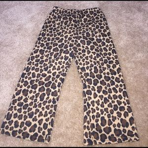 Girls cheetah sweatpants and leggings