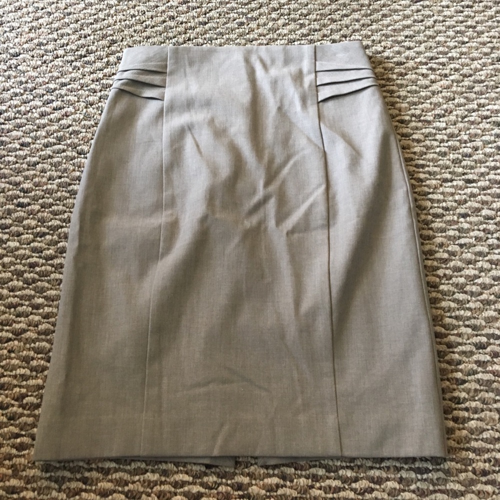 EUC Express Pencil Skirt Gray Size 4