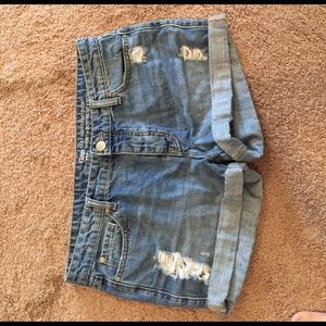 Gap shorts