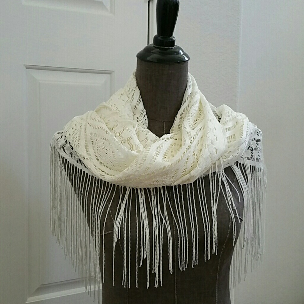 🌹 Lovely Shawl / wrap 🌹