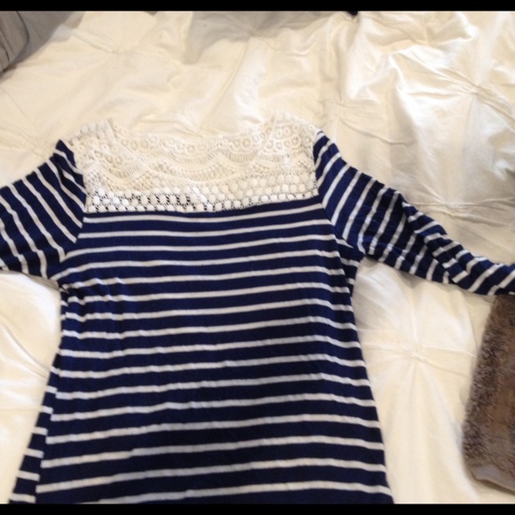 Stripped maternity top - Picture 3 of 4