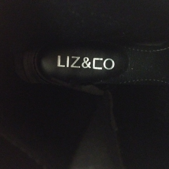 Liz and Co black short boots booties size 6 - Picture 4 of 6