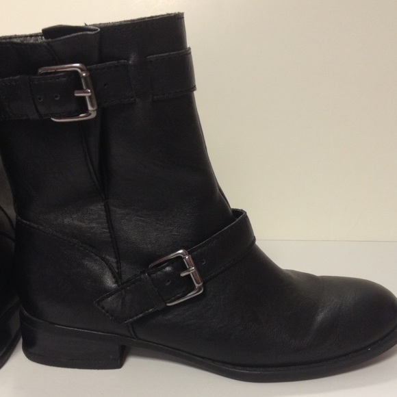 Liz and Co black short boots booties size 6 - Picture 5 of 6