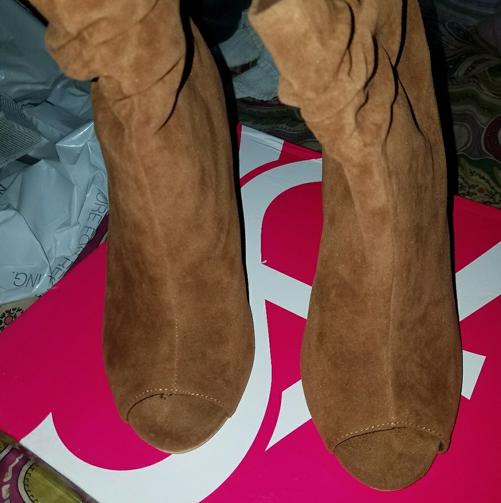 Open toe suede booties