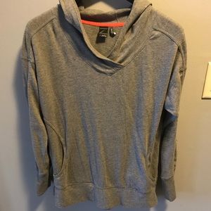Simple gray thin sweatshirt