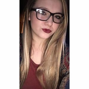 Meet your Posher, Kaitlyn
