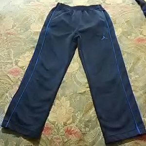 Boys sz 4-5 Jordan sweatpants