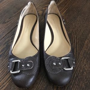 Antonio Melani Flats