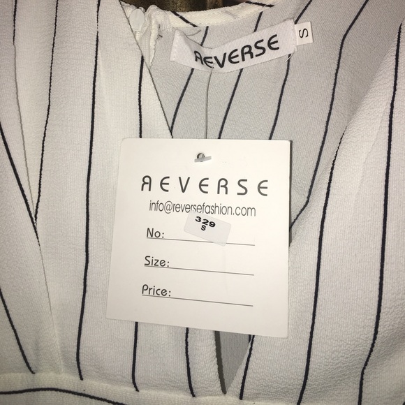 Reverse black and white striped romper - Picture 3 of 5