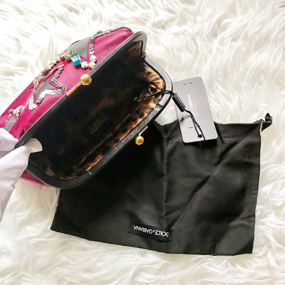 Auth limited edition Dolce&Gabbana clutch $2400 - Picture 6 of 8