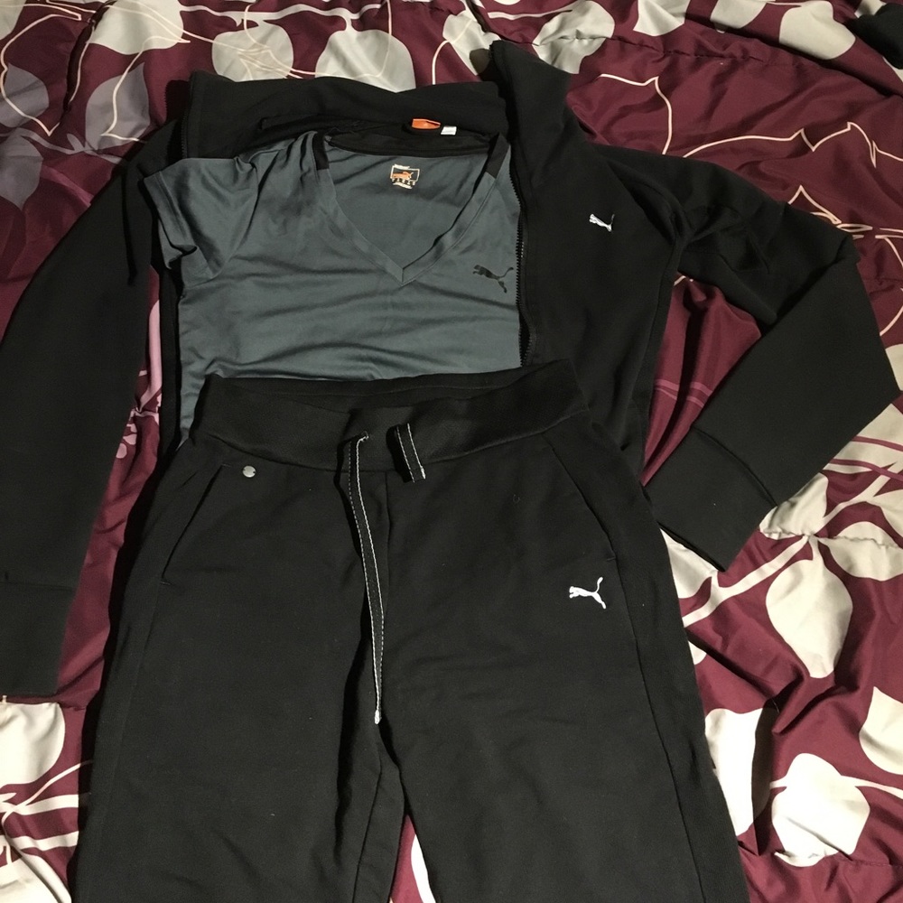 Puma lightweight workout outfit