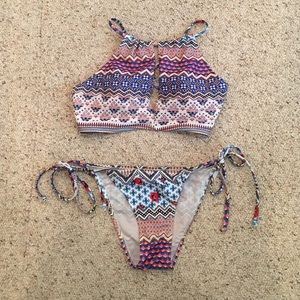 CupShe bikini set size medium NWOT