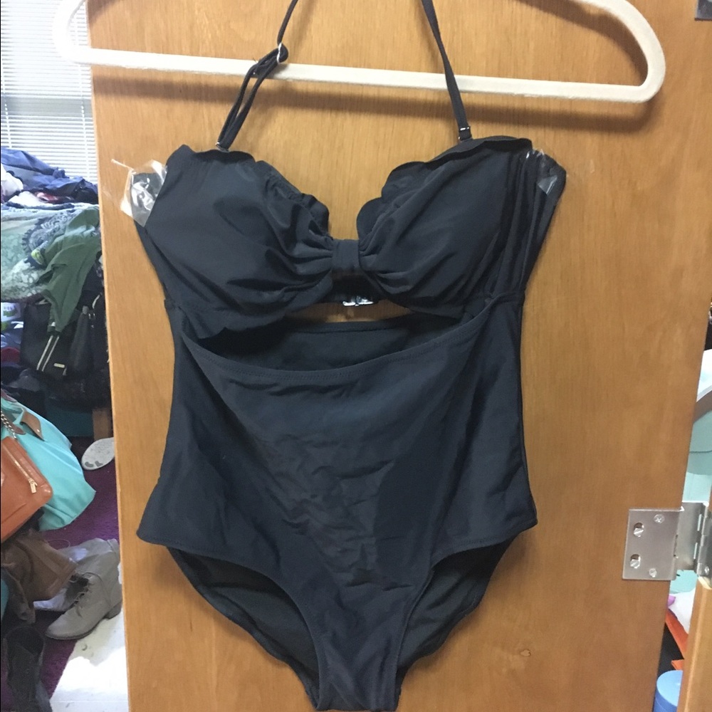 black bathingsuit