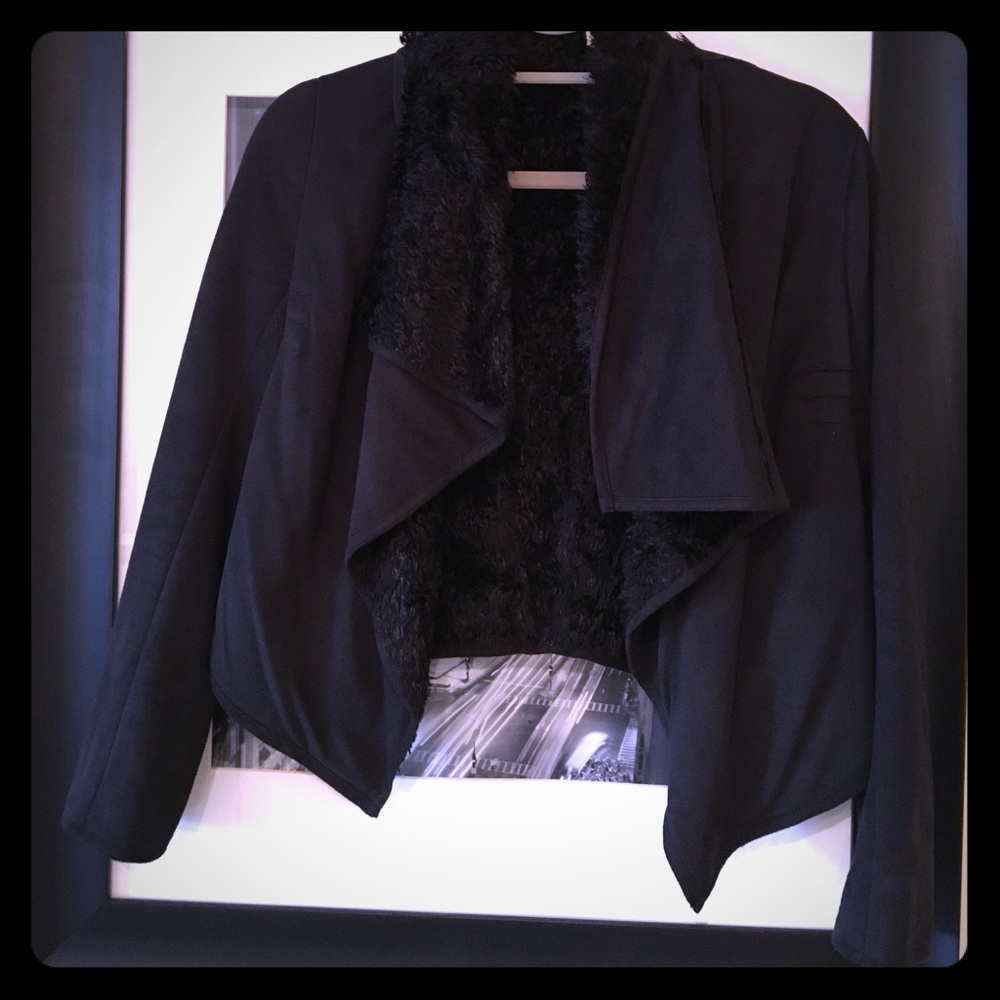Furry light jacket. Great condition! Size XS