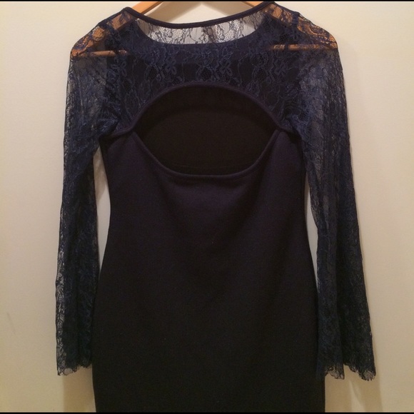 Navy S dress by andrée with keyhole back - Picture 3 of 5