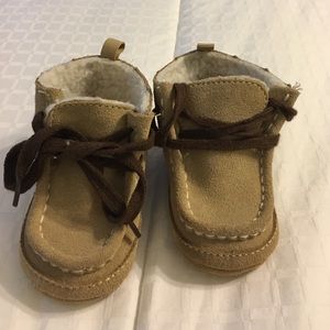 Baby Gap booties size 6-12 mos
