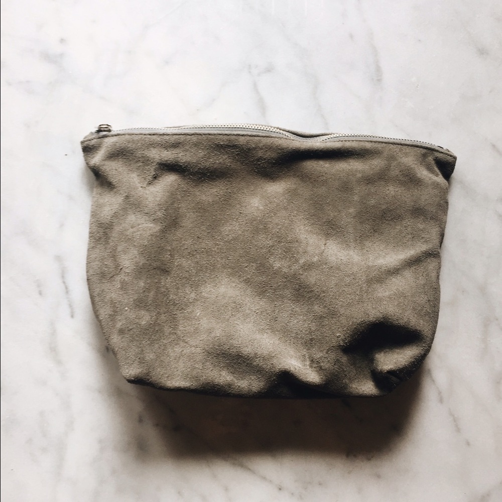 Baggu suede clutch