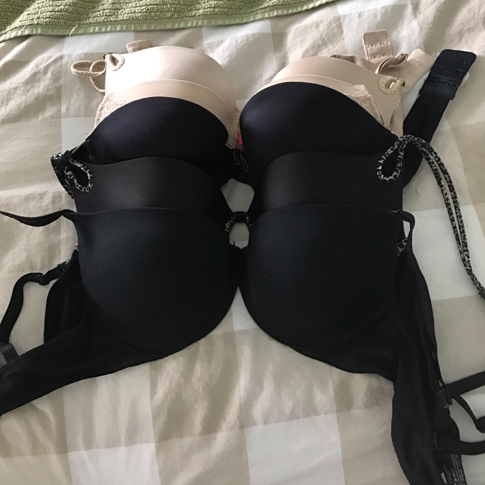 Not for sale. Can't figure out how to delete this!