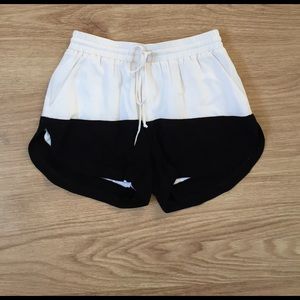 Colorblock short